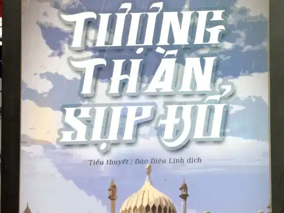Tượng Thần Sụp Đổ PDF